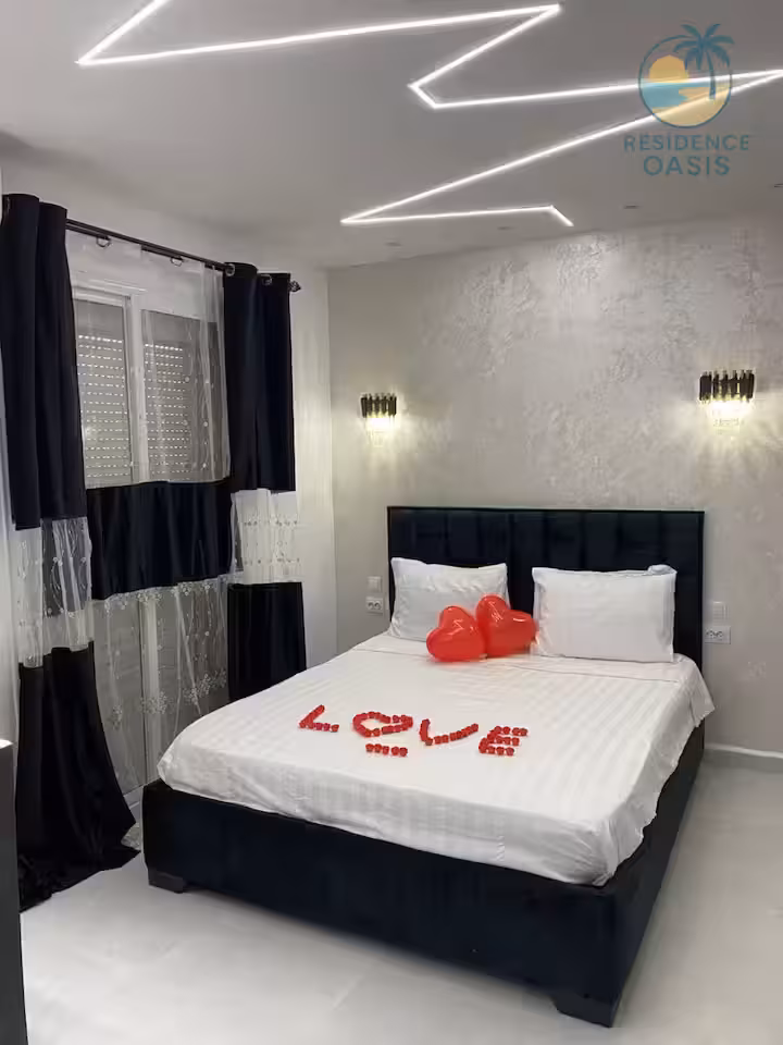 F2 Suite Jacuzzi - Kitchen